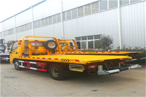 故城附近拖车救援搭电