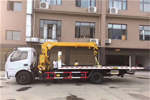 故城附近汽车轮胎更换